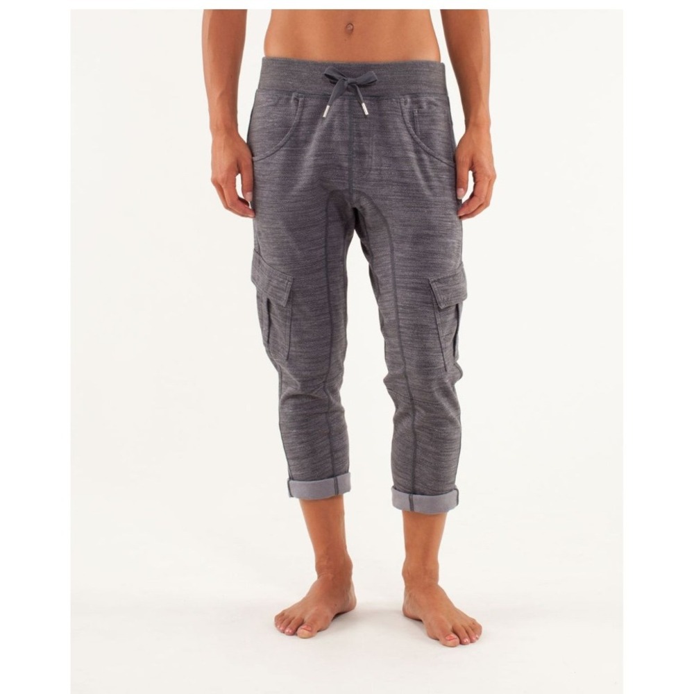 Lululemon Carry and Go Cargo Joggers Gray Womens Size 6 Athleisure